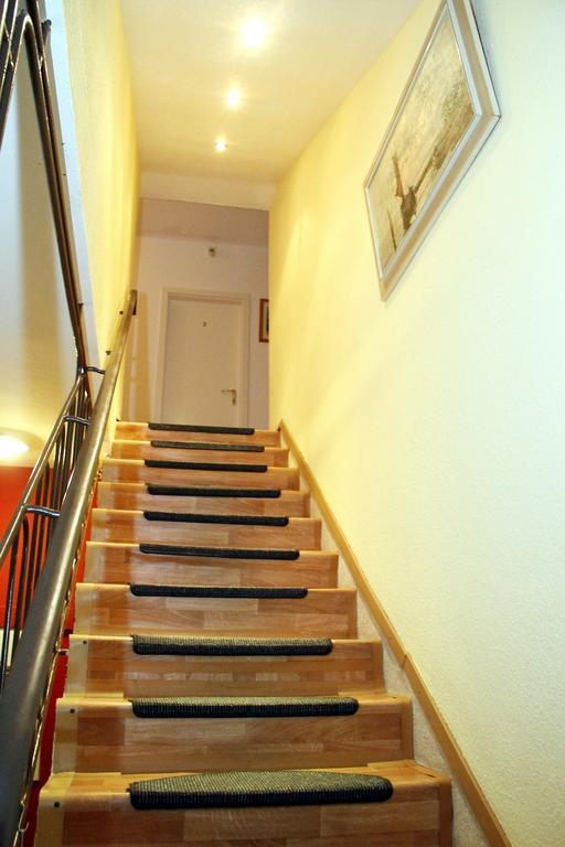 Hotel Taverne Inos Laatzen Extérieur photo