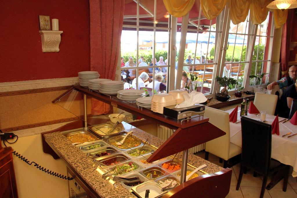 Hotel Taverne Inos Laatzen Extérieur photo